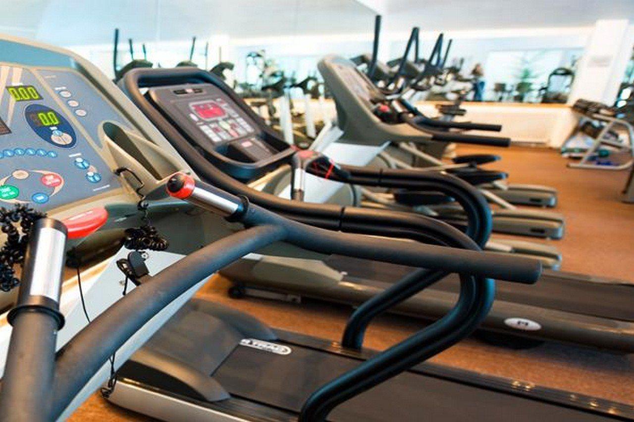 Mar Hall Golf & Spa Resort Bishopton  Bagian luar foto Treadmills in a gym